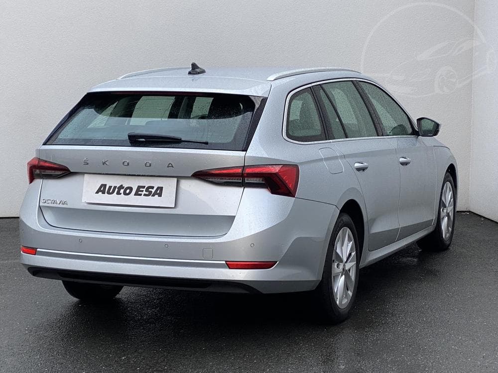 2021 Škoda OCTAVIA - 10