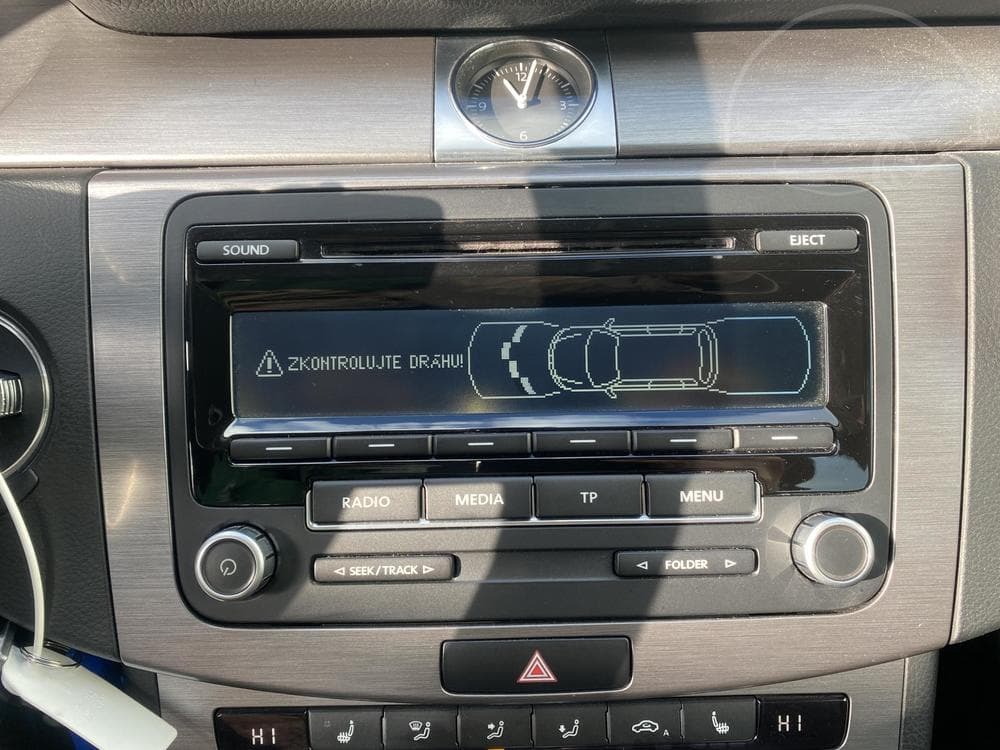 2012 Volkswagen PASSAT - 18