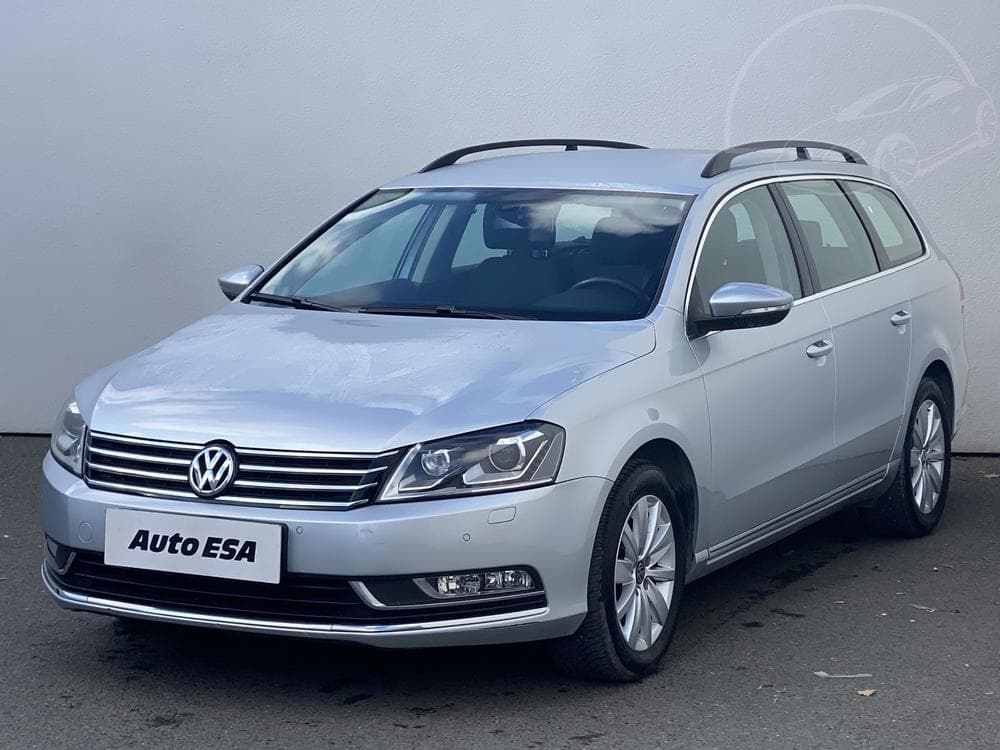 2012 Volkswagen PASSAT - 3