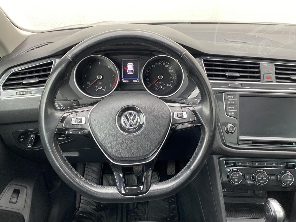 2016 Volkswagen TIGUAN - 41