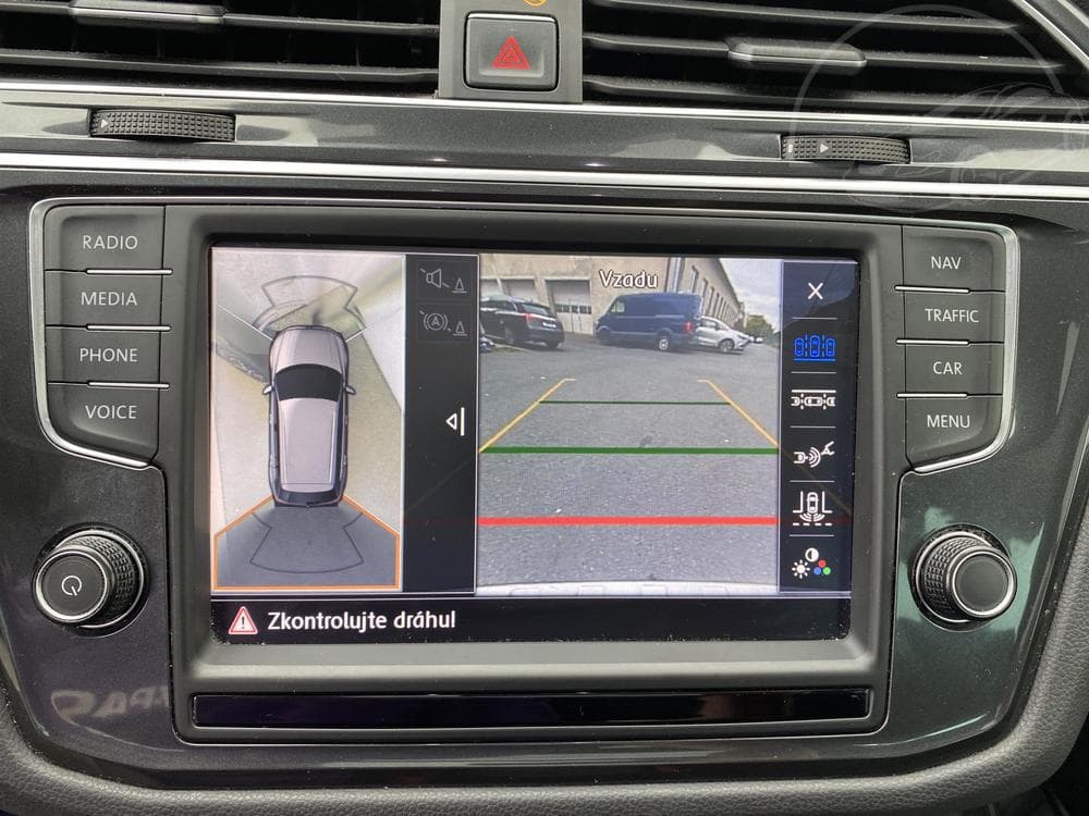 2016 Volkswagen TIGUAN - 73