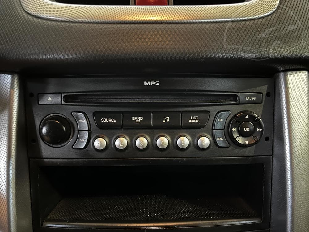 2007 Peugeot 207 - 11