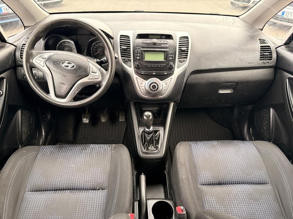 2011 Hyundai i20 - 8