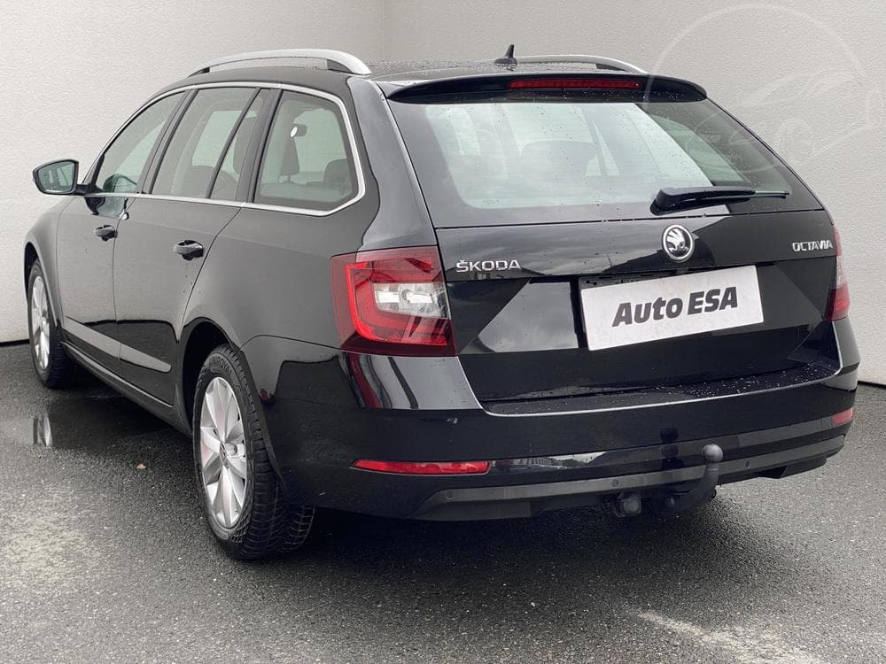 2019 Škoda OCTAVIA - 11