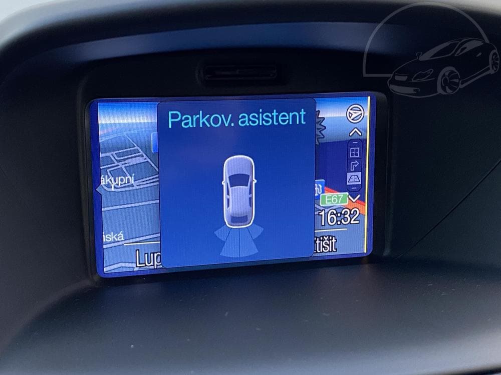 2017 Ford FIESTA - 17