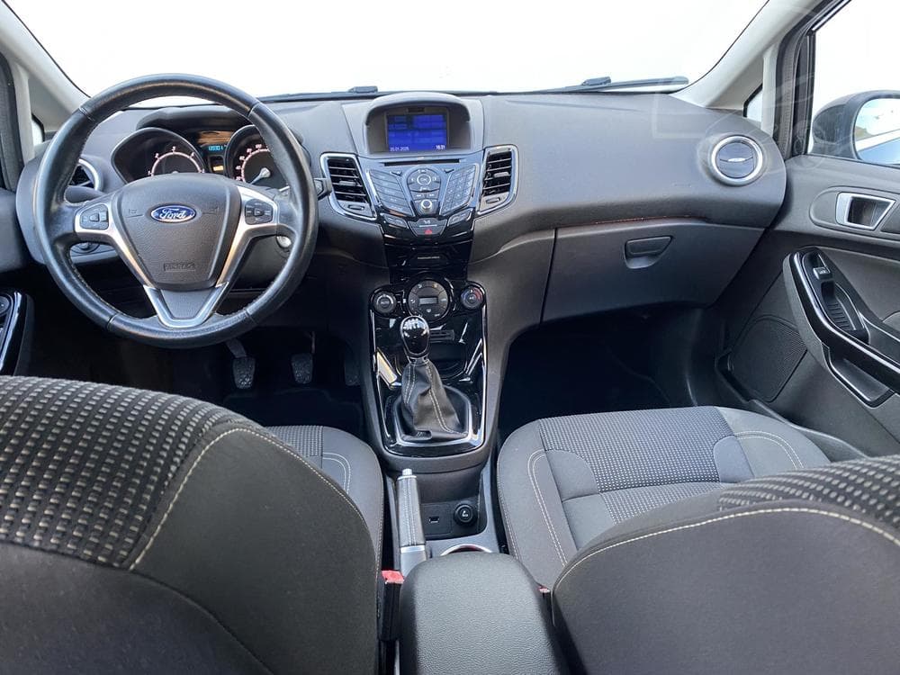 2017 Ford FIESTA - 8