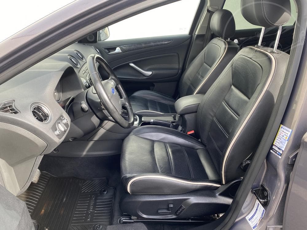 2012 Ford MONDEO - 9