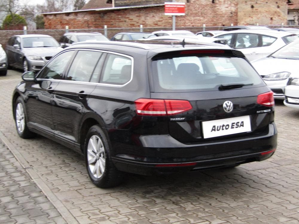 2016 Volkswagen PASSAT - 6
