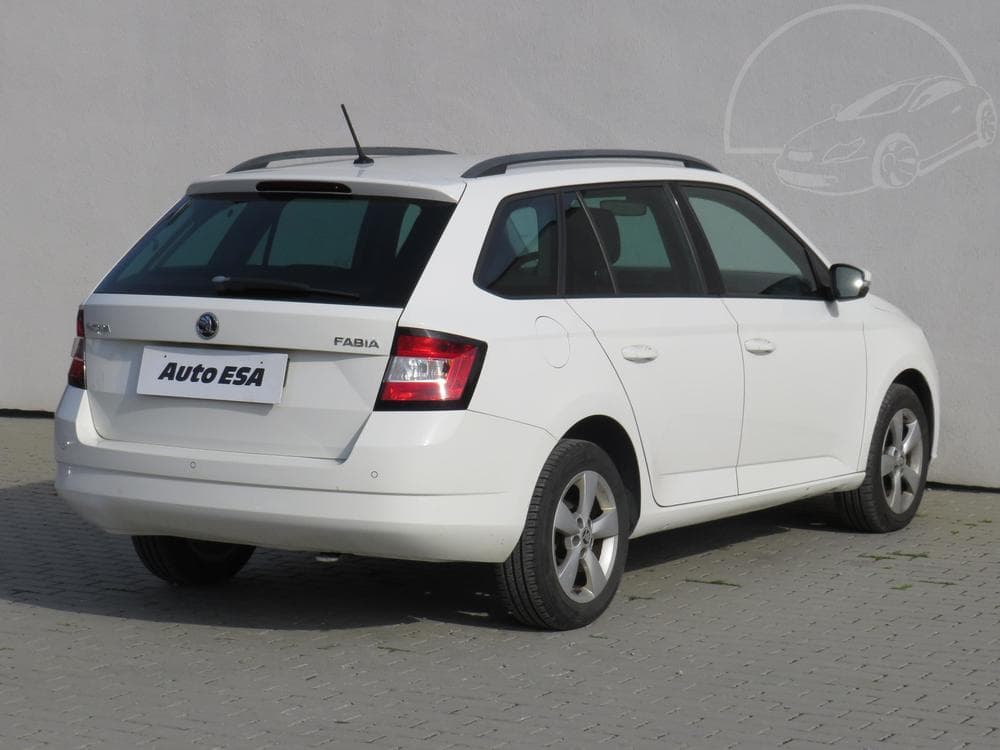 2015 Škoda FABIA - 7
