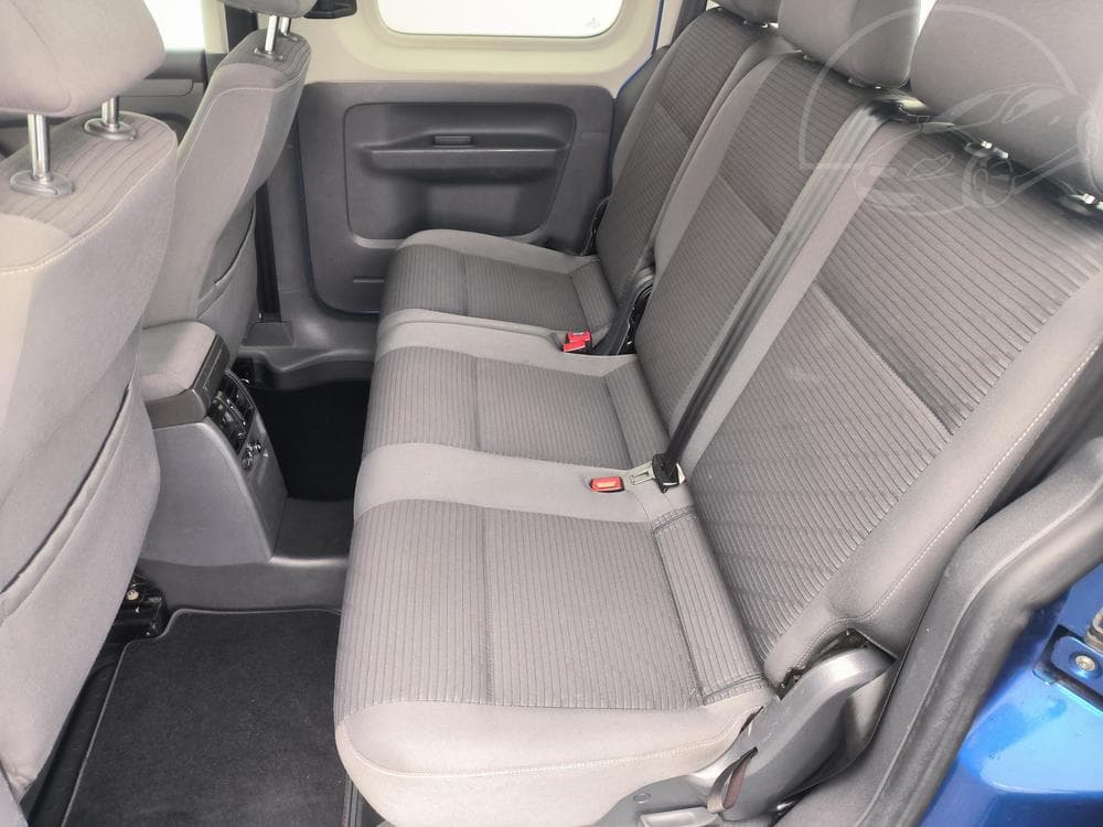 2010 Volkswagen CADDY - 19