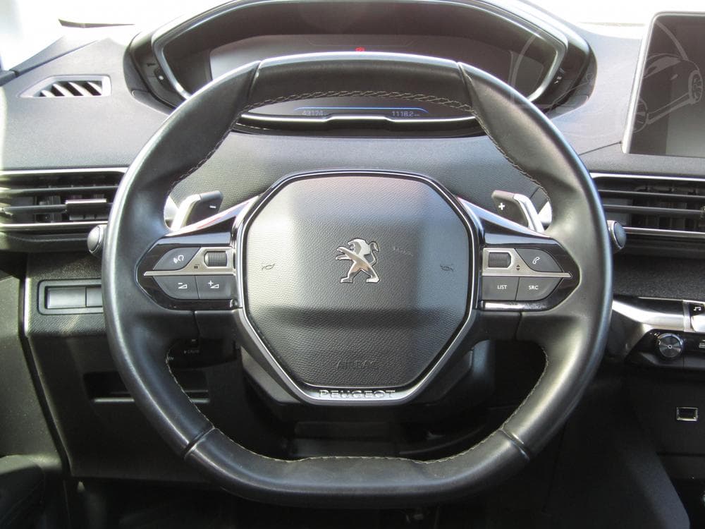 2019 Peugeot 3008 - 13