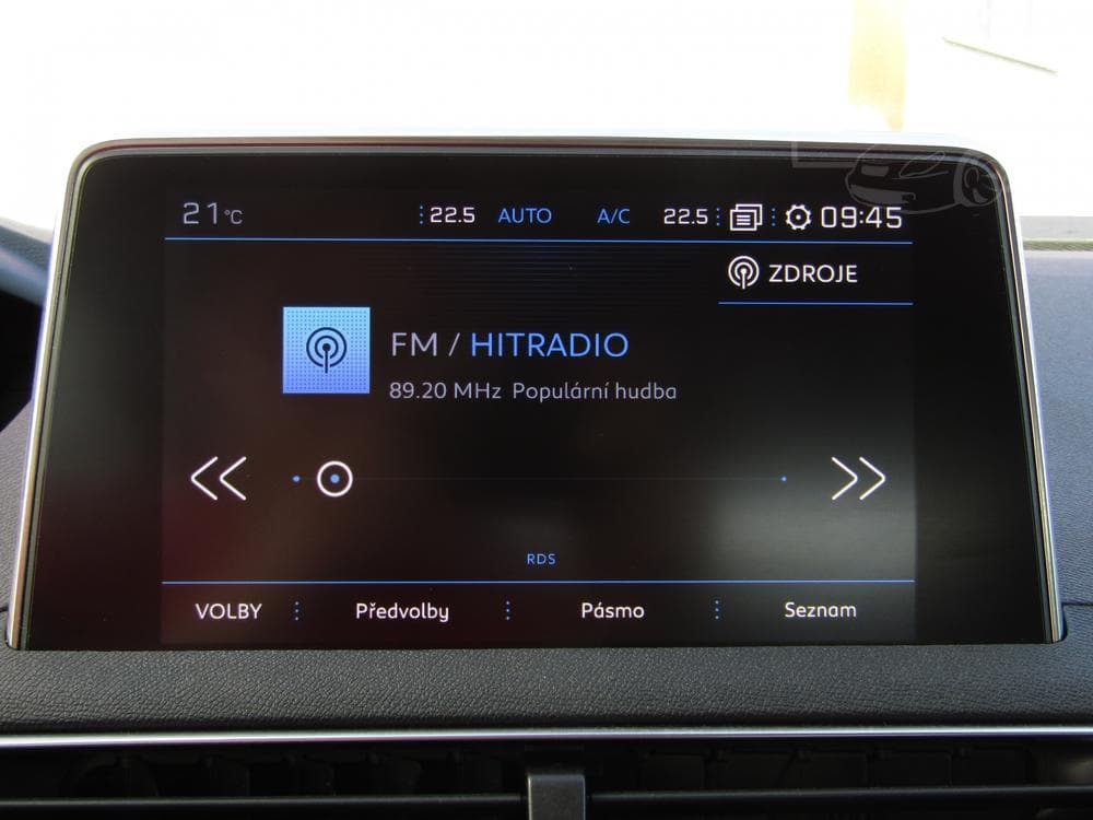 2019 Peugeot 3008 - 16