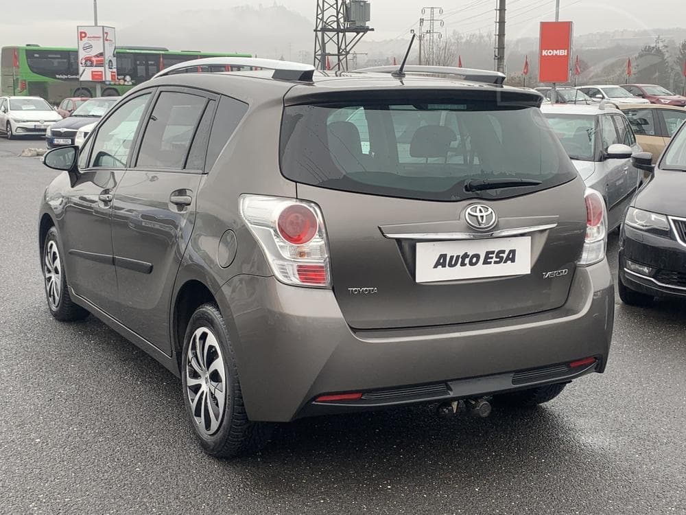 2016 Toyota Verso - 4