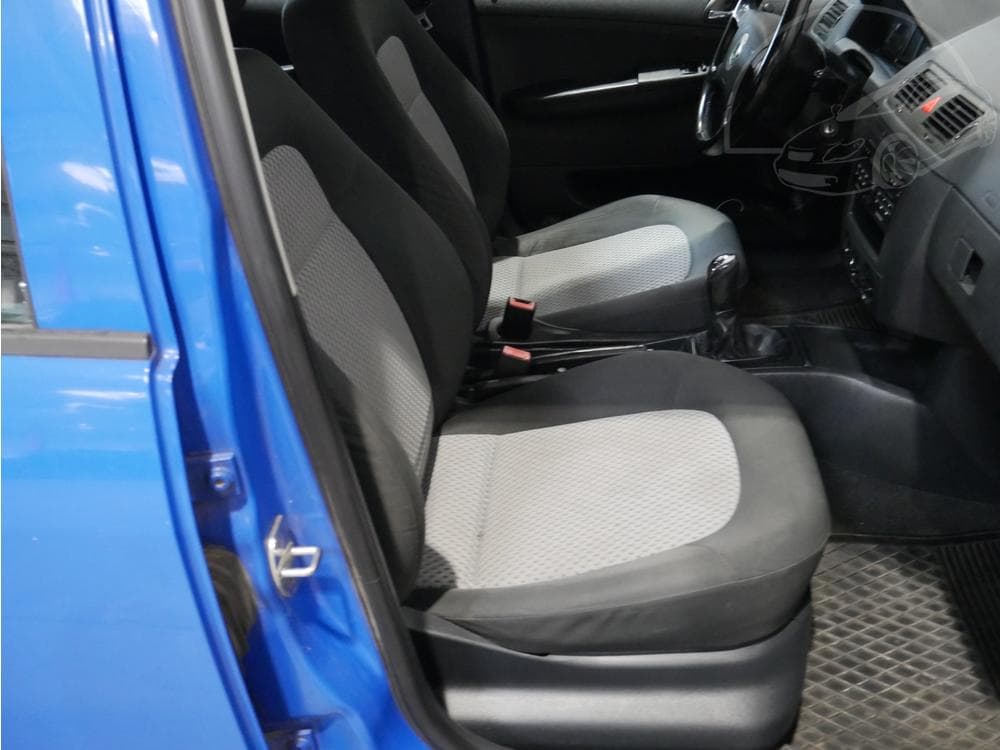 2003 Škoda FABIA - 12