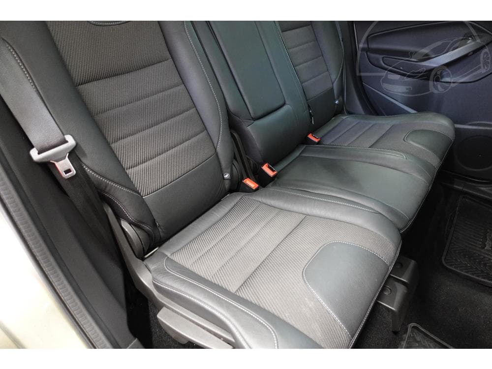 2013 Ford KUGA - 13