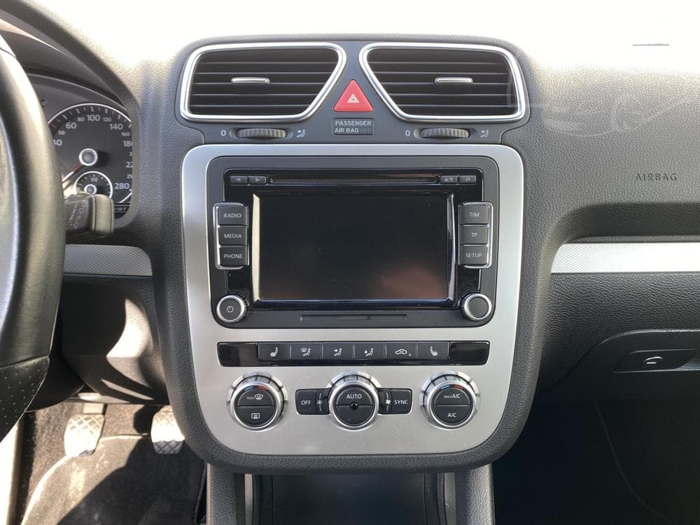 2013 Volkswagen Scirocco - 12