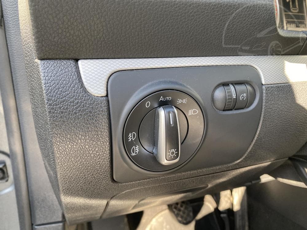 2013 Volkswagen Scirocco - 16