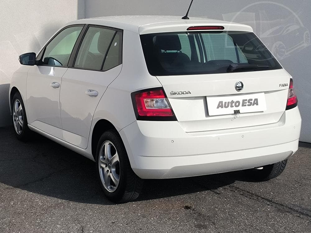2016 Škoda FABIA - 11