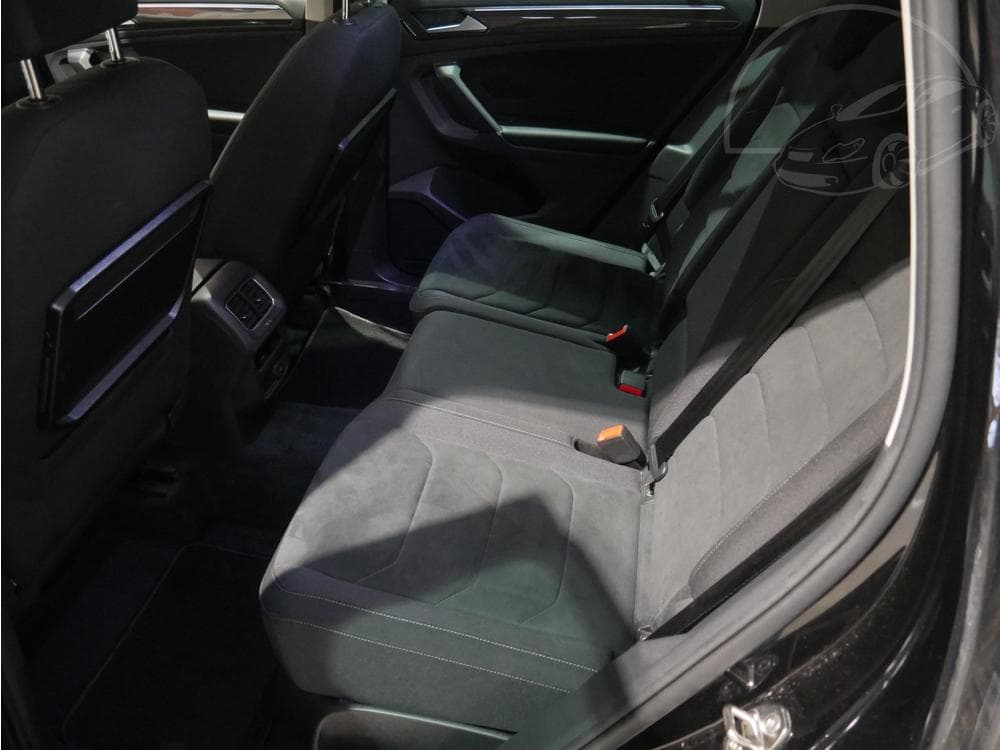 2017 Volkswagen TIGUAN - 19