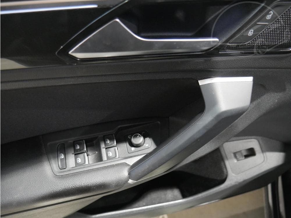 2017 Volkswagen TIGUAN - 21