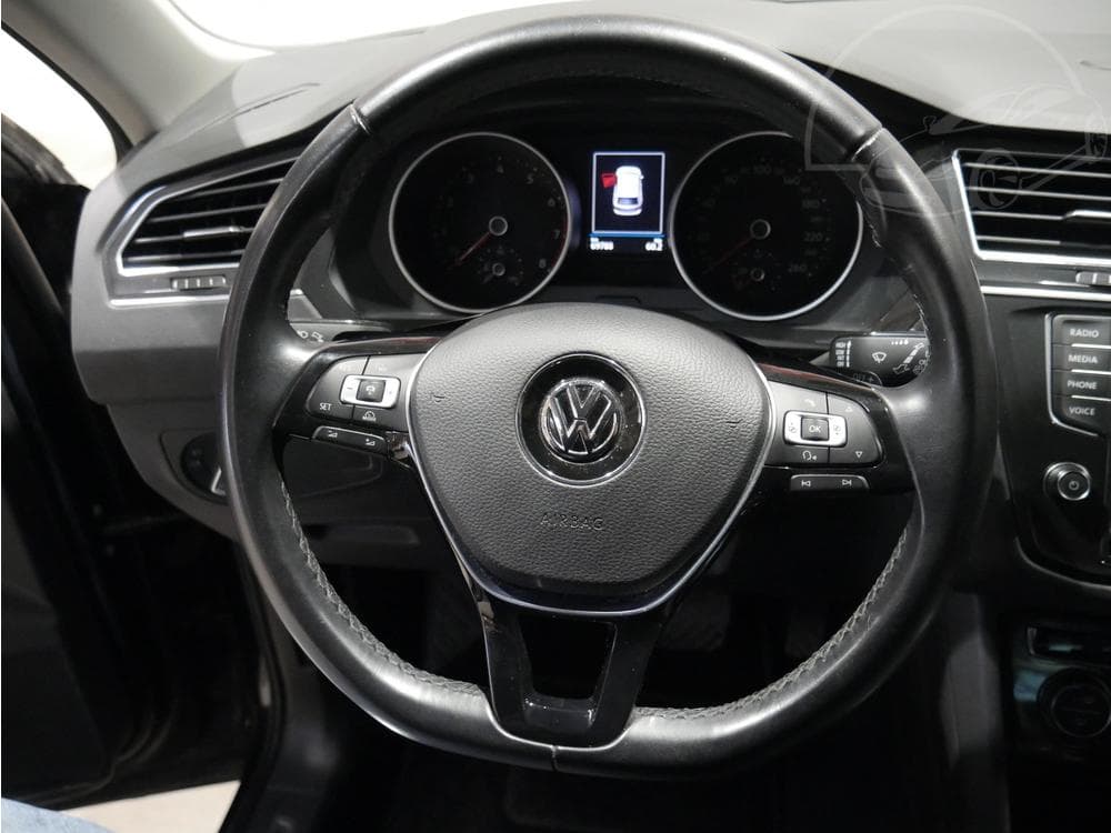 2017 Volkswagen TIGUAN - 23