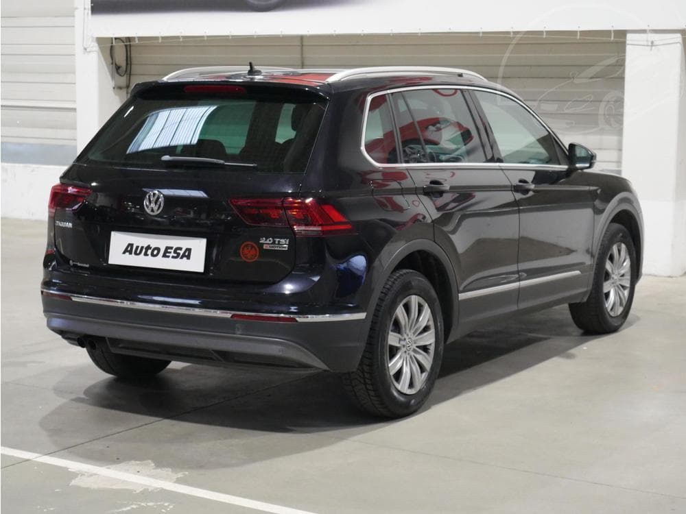 2017 Volkswagen TIGUAN - 7