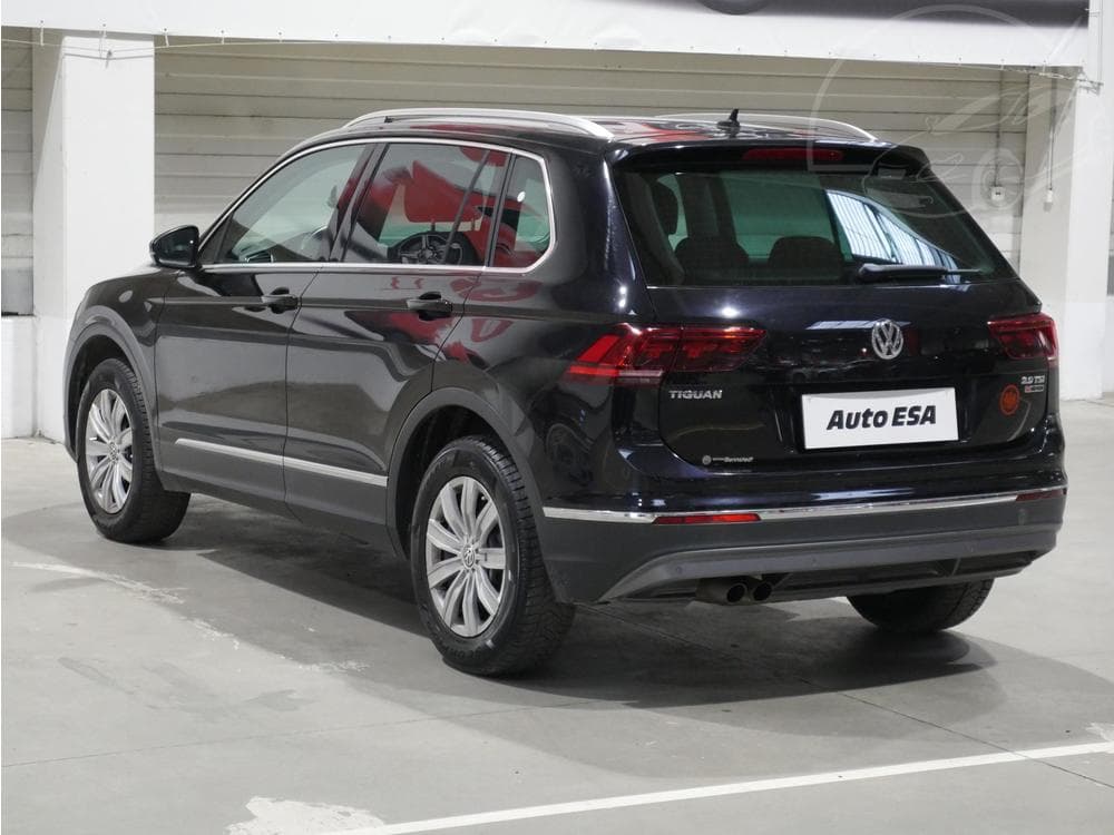 2017 Volkswagen TIGUAN - 11