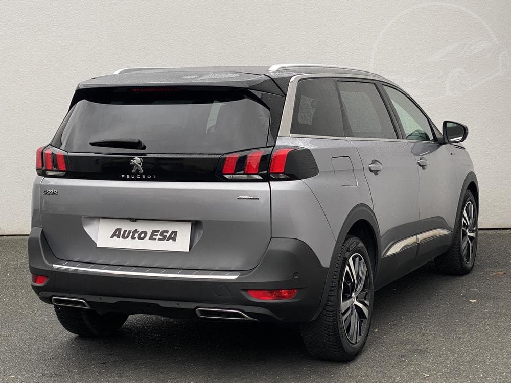 2018 Peugeot 5008 - 10
