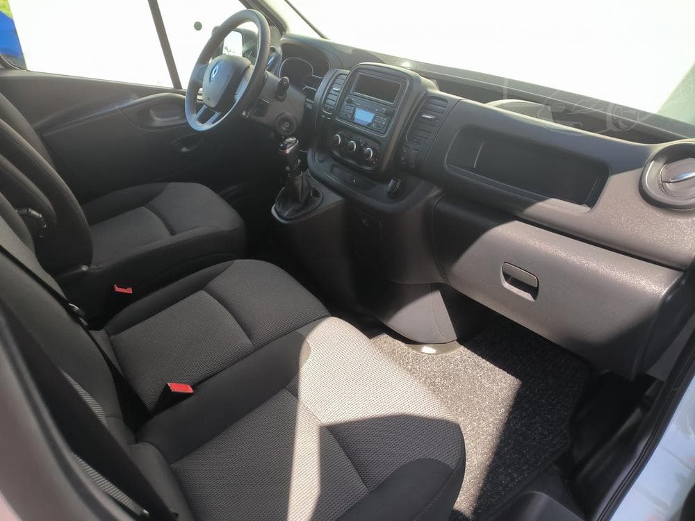 2020 Renault TRAFIC - 31
