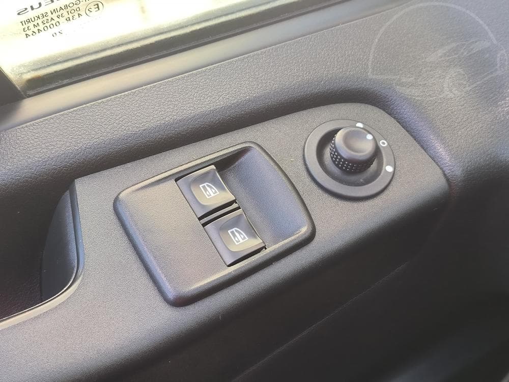 2020 Renault TRAFIC - 52