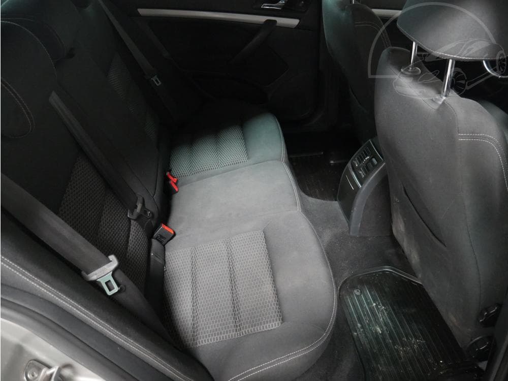 2012 Škoda OCTAVIA - 11