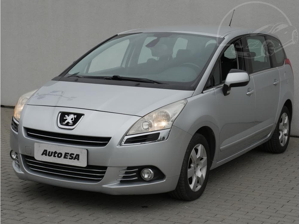 2010 Peugeot 5008 - 5