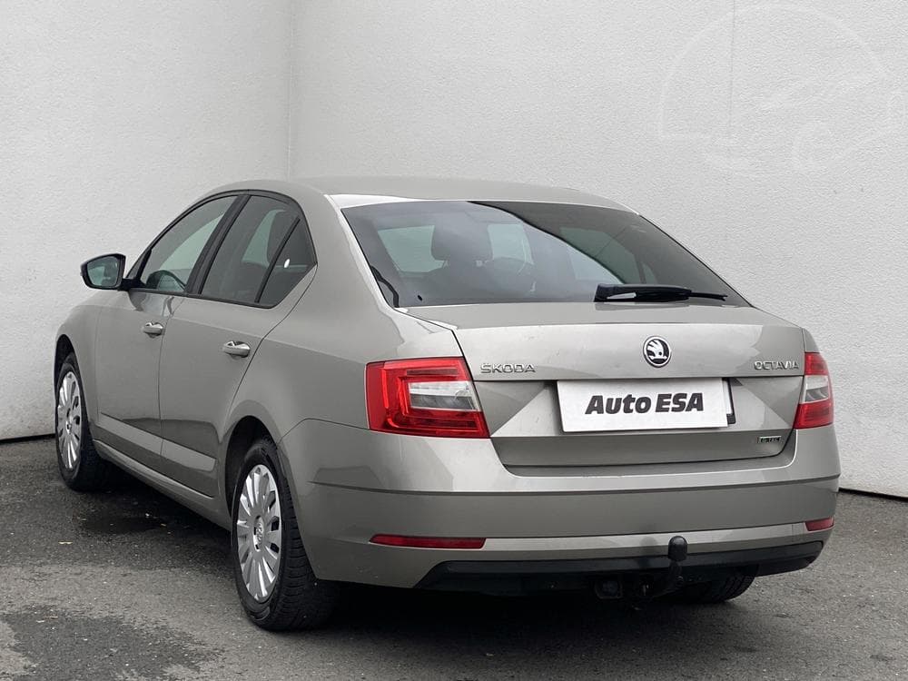 2017 Škoda OCTAVIA - 11