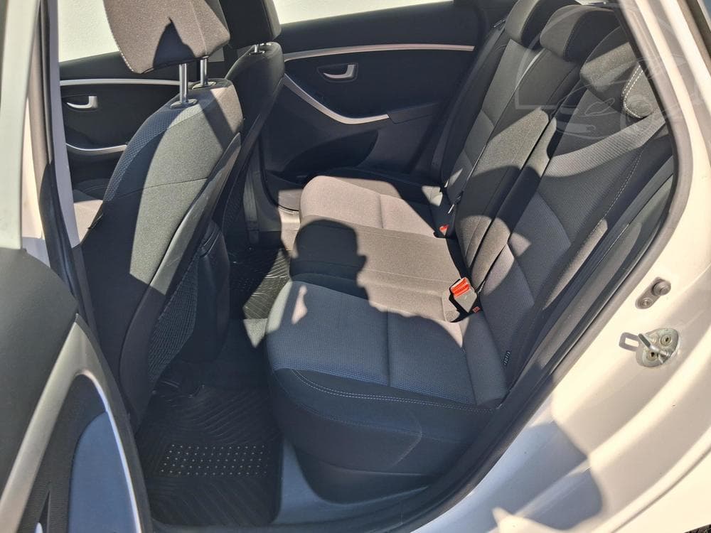 2013 Hyundai i30 - 10