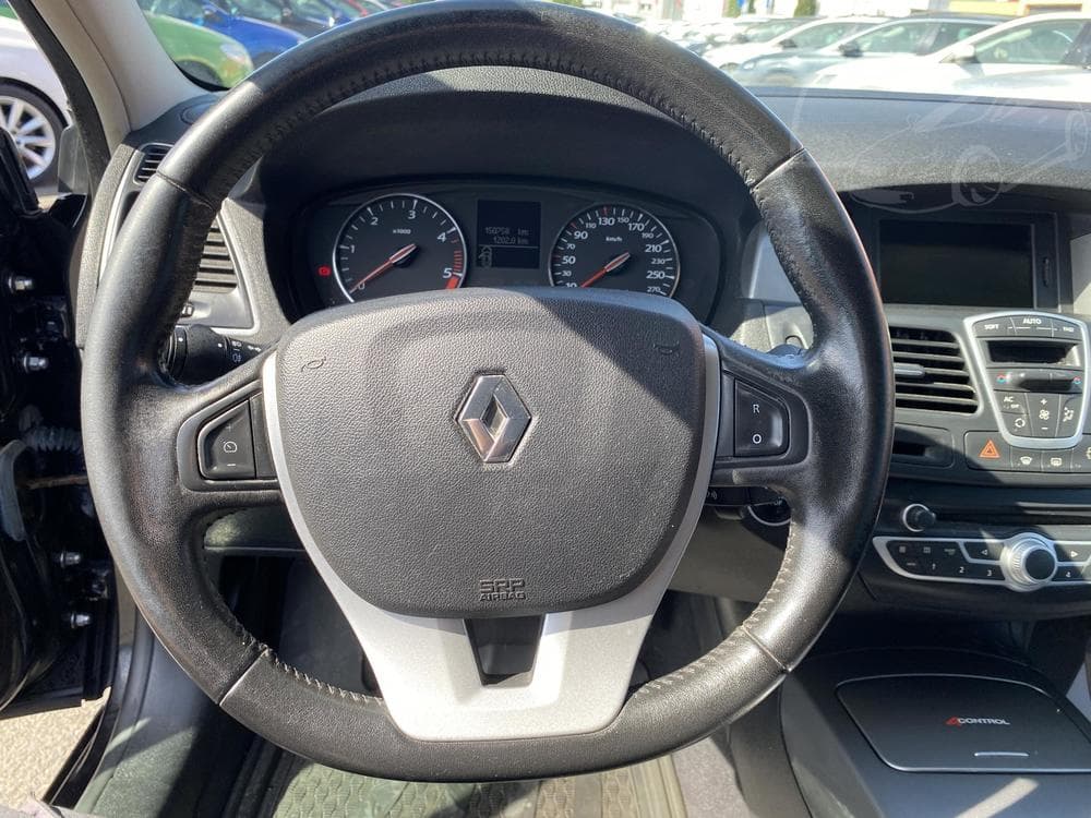 2014 Renault LAGUNA - 11