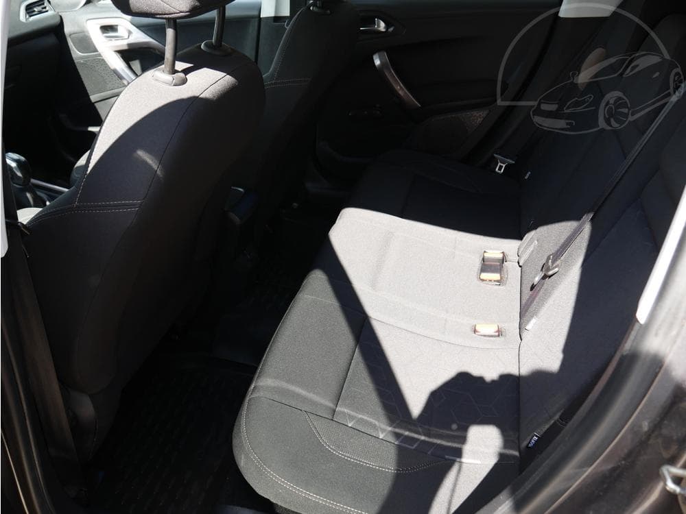 2015 Peugeot 2008 - 19