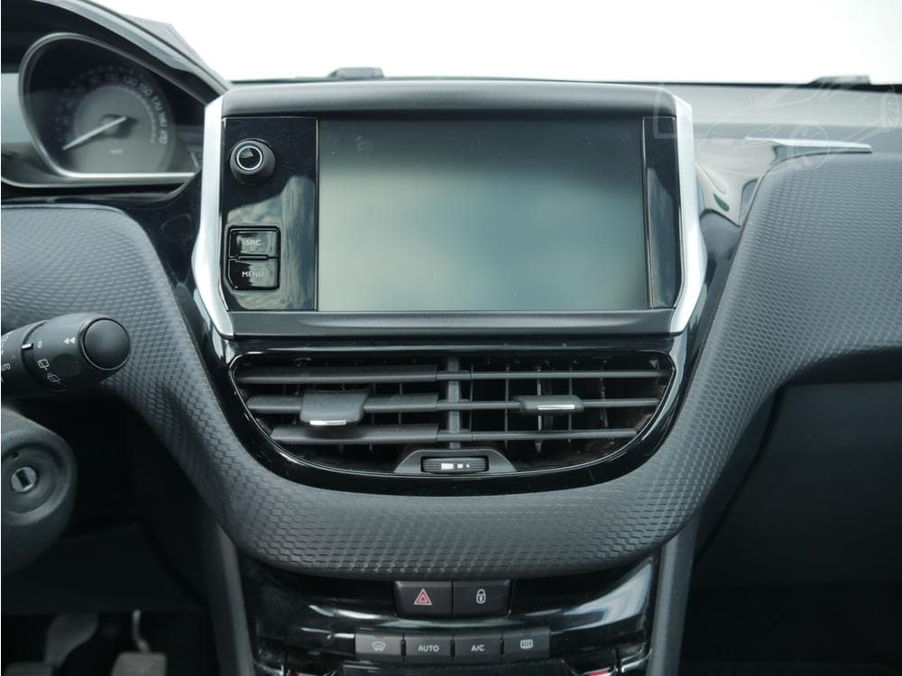 2015 Peugeot 2008 - 11