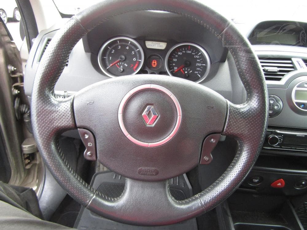 2009 Renault MEGANE - 17
