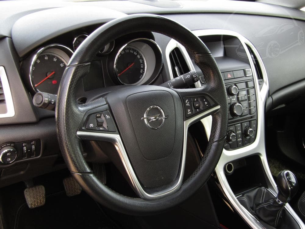 2013 Opel ASTRA - 13