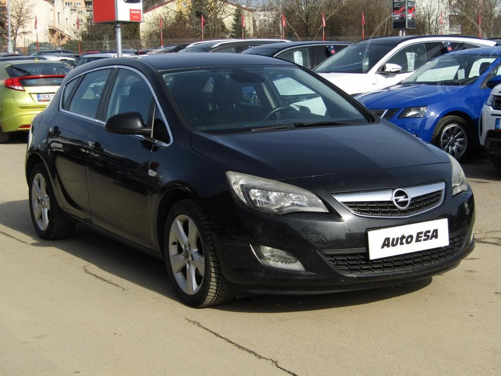 2013 Opel ASTRA
