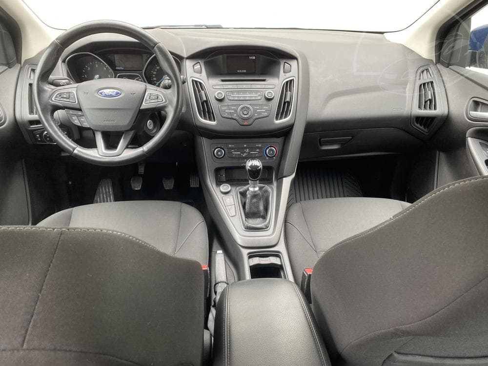 2015 Ford FOCUS - 15