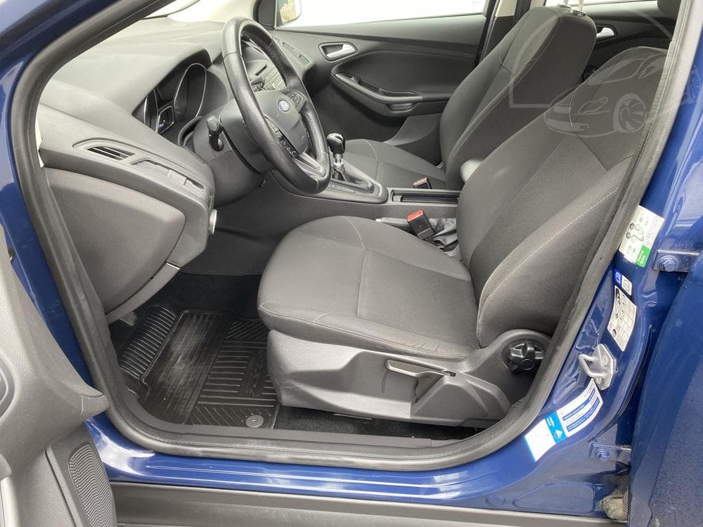 2015 Ford FOCUS - 17