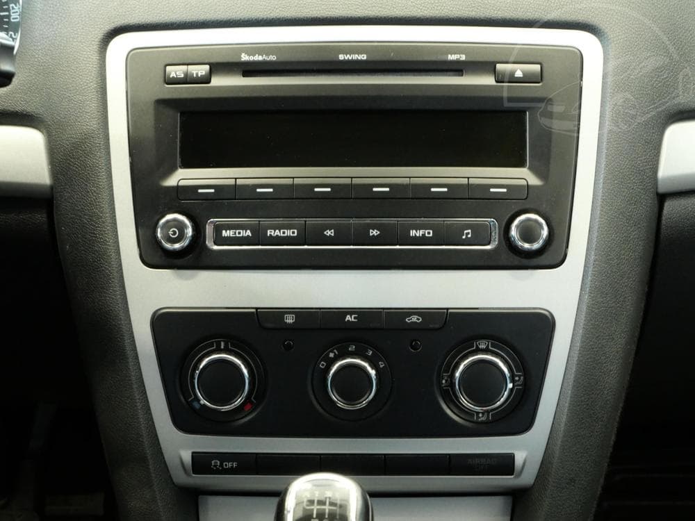 2013 Škoda OCTAVIA - 25