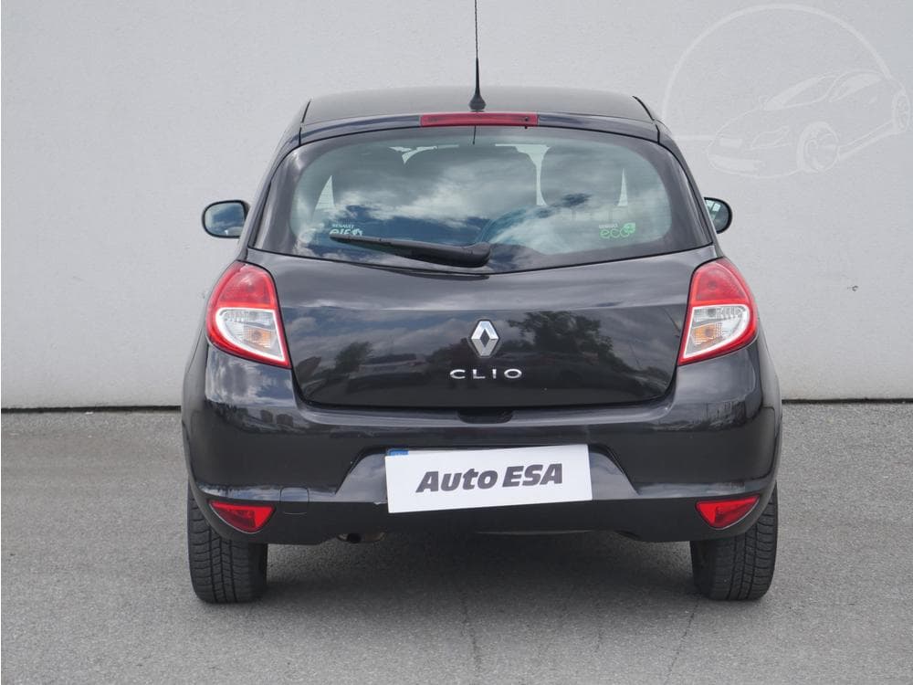 2011 Renault CLIO - 5