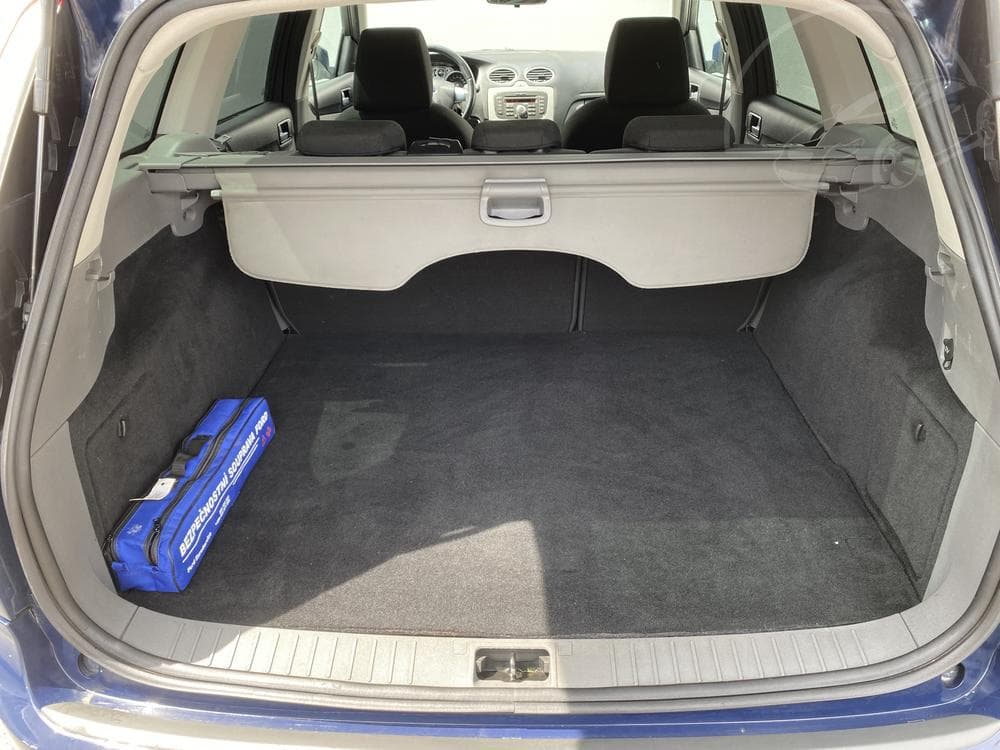 2009 Ford FOCUS - 13