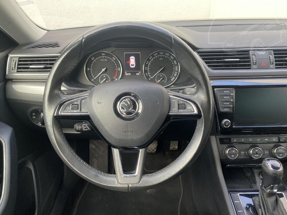 2016 Škoda SUPERB - 21