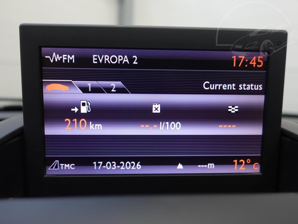2012 Peugeot 5008 - 17