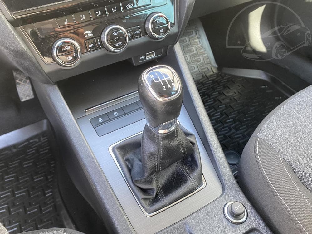 2019 Škoda OCTAVIA - 16