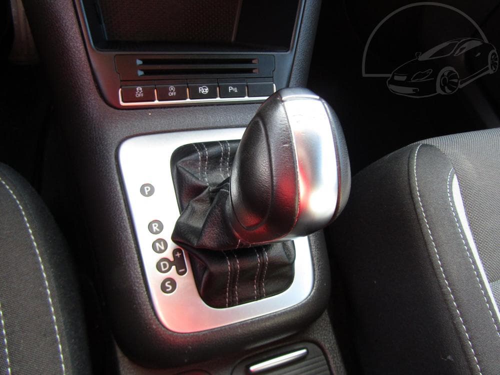 2013 Volkswagen Tiguan - 19