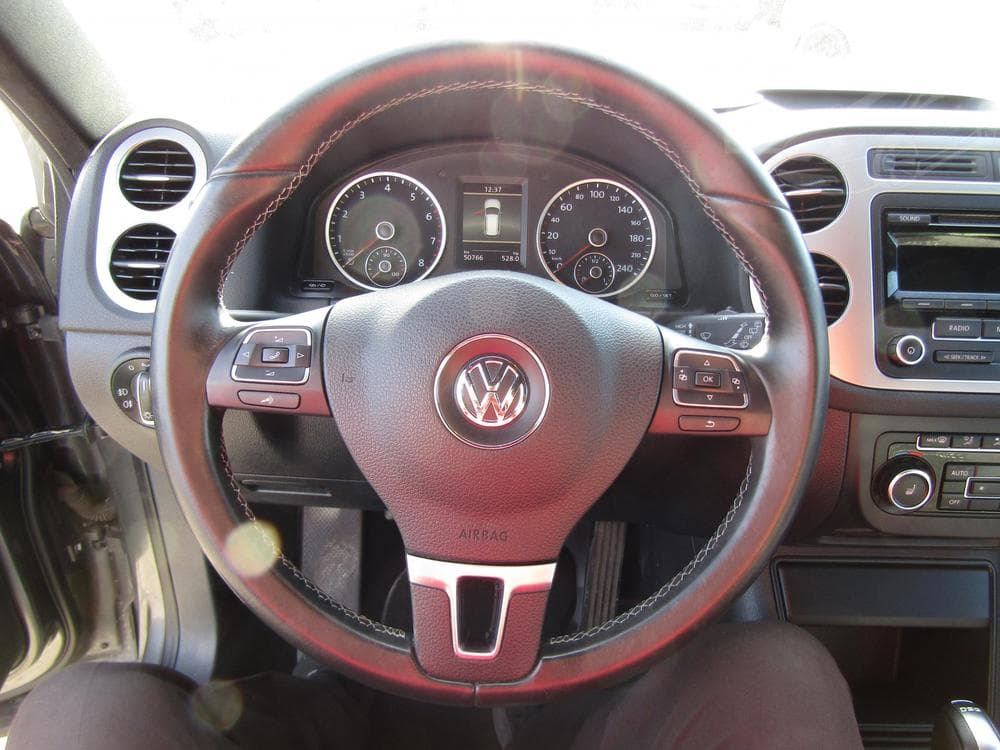 2013 Volkswagen Tiguan - 20